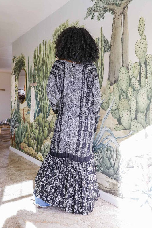 Free Flow Paisley Kimono