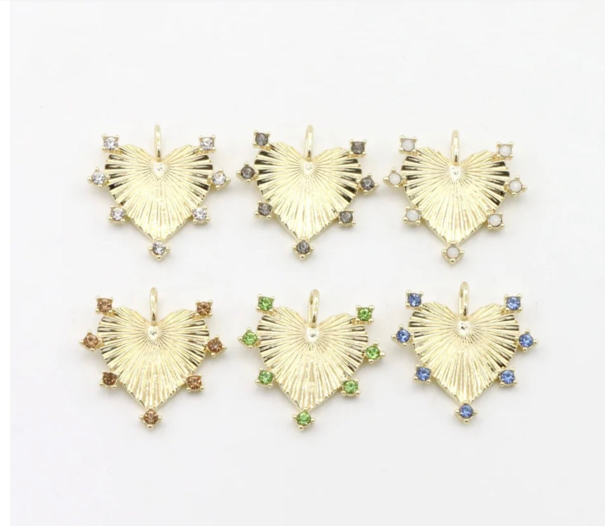 PREORDER - The Sis Kiss Grove Heart Charm