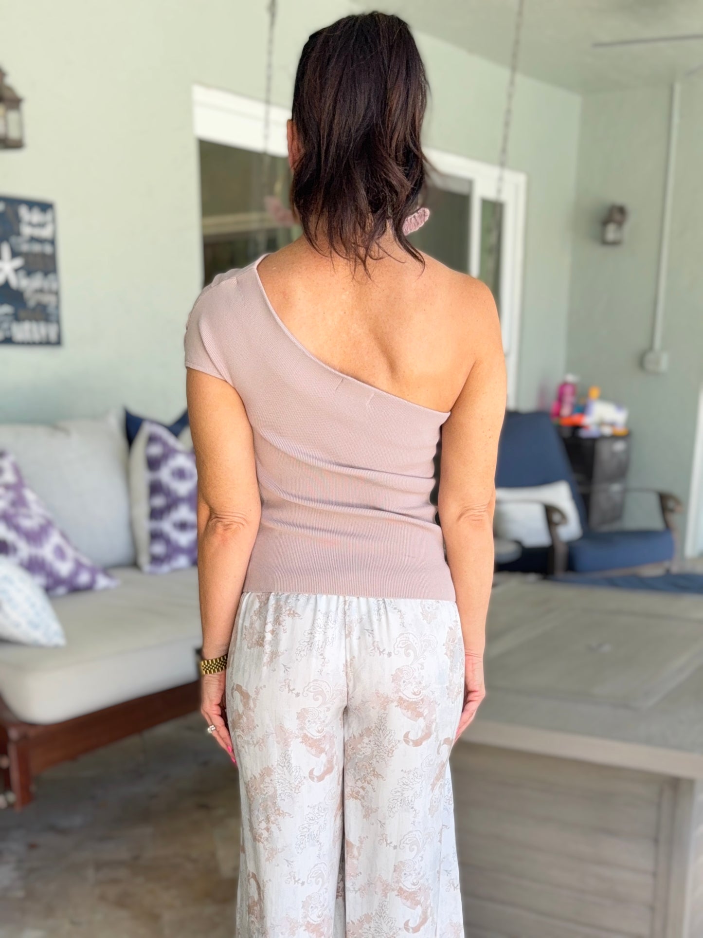 Draped Knit Asymmetric One Shoulder Knit Top